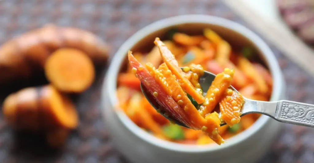 Kachi Haldi Ka Pickle: Tasty and Powerful Ayurvedic Health Booster